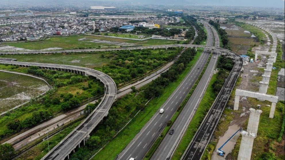 Menanti Road Trip Di Jalan Tol Terpanjang Di Indonesia