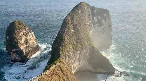 Liburan Akhir Tahun di Bali? Yuk Ke 6 Tebing Cantik Ini!