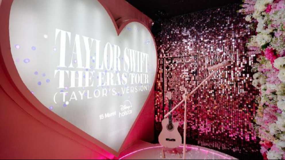 Disney+ Hotstar Hadirkan Instalasi Foto "Taylor Swift: The Eras Tour"